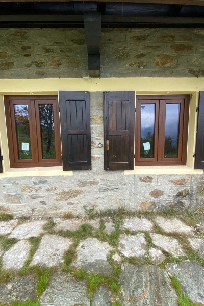 SERRAMENTI IN PVC in Valsesia ad Alpe di Mera