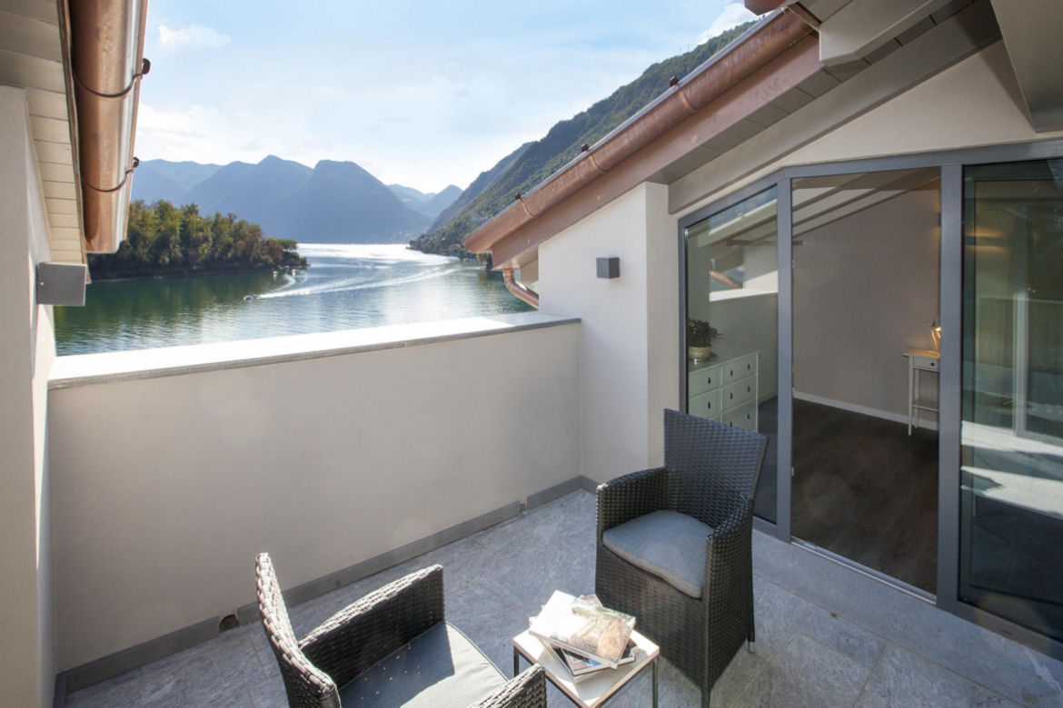 NURITH Windows at Residence Comacina - Ossuccio (Como-Italy)