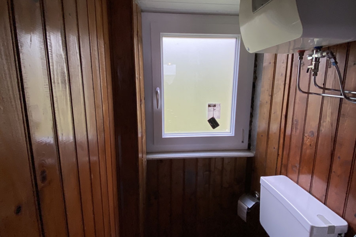 SERRAMENTI IN PVC in Valsesia ad Alpe di Mera